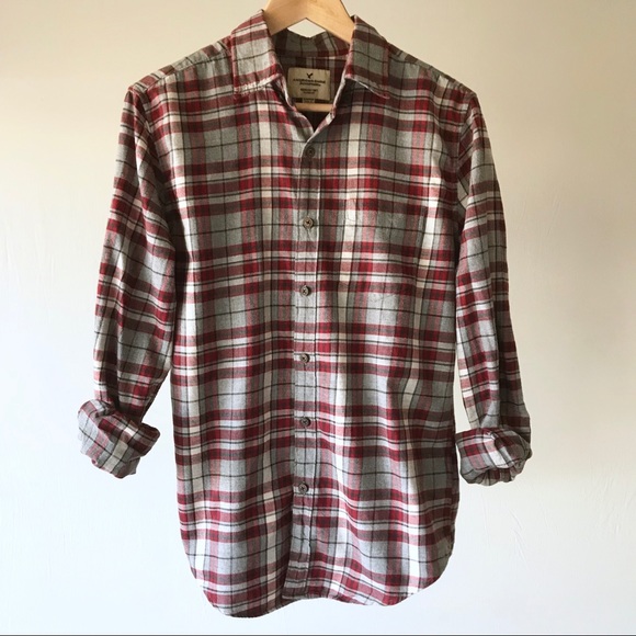 American Eagle Outfitters Other - AEO lightweight button down flannel Size Small